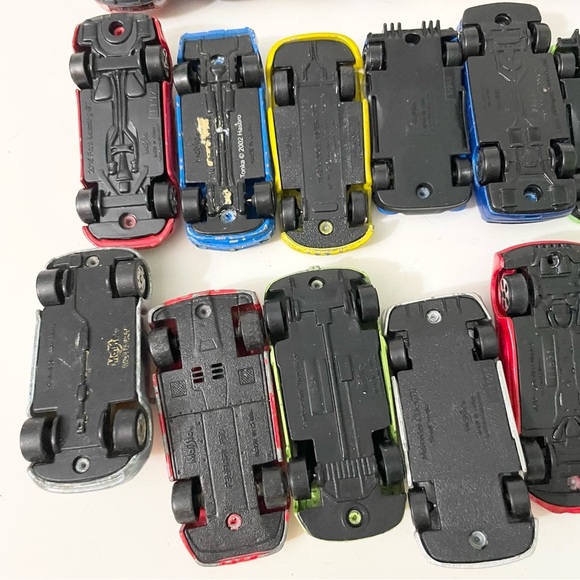 Lot of 27 Die-Cast Maisto Toy Cars Diecast - Picture 11 of 16